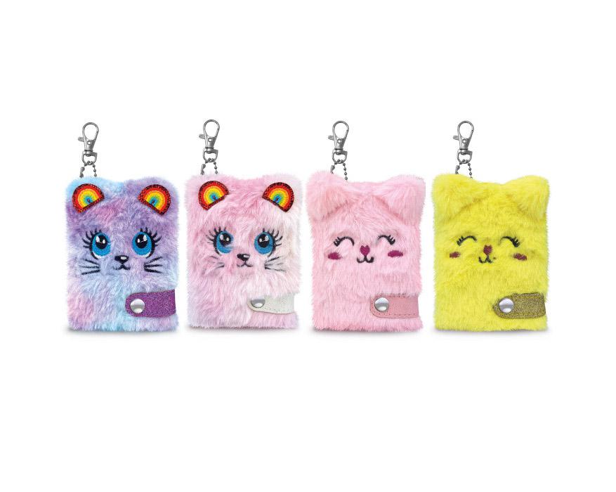 NOTEBOOK CON PORTACHIAVI IN MORBIDO PELUCHE 8X11-LEBEZ